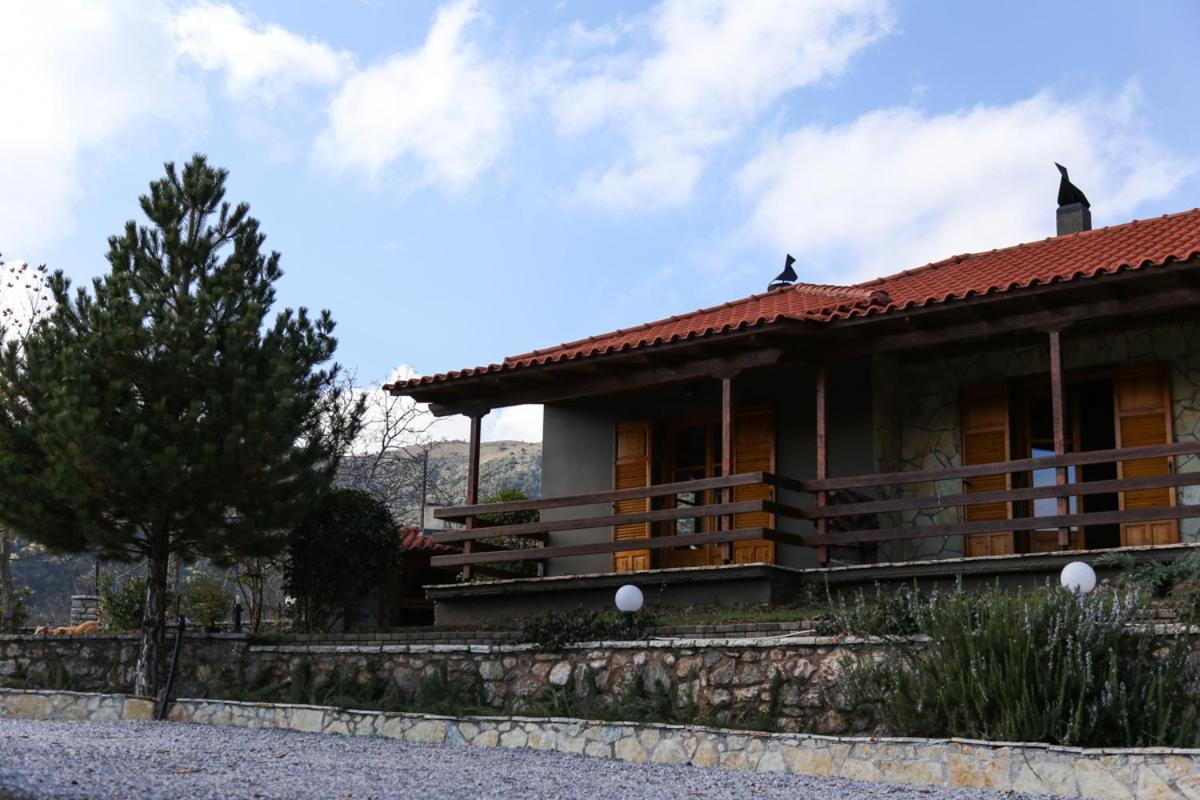 Orias Guesthouse & Farm Kalavryta Bagian luar foto