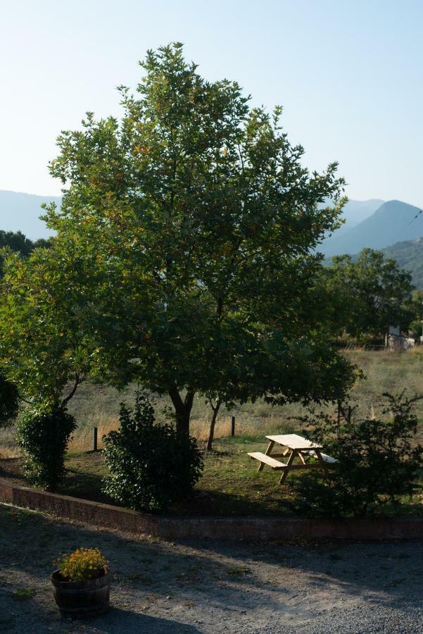 Orias Guesthouse & Farm Kalavryta Bagian luar foto